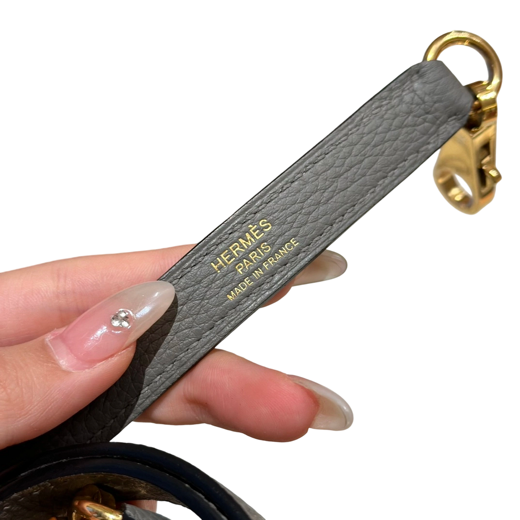 Kelly  Togo – Storm Cloud Grey | Gold-Plated