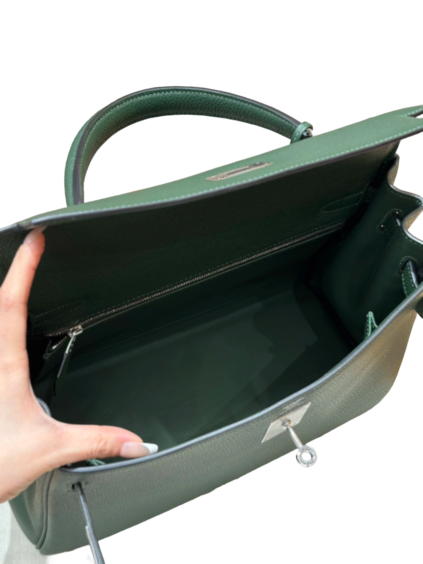Kelly Togo – British Green | Palladium