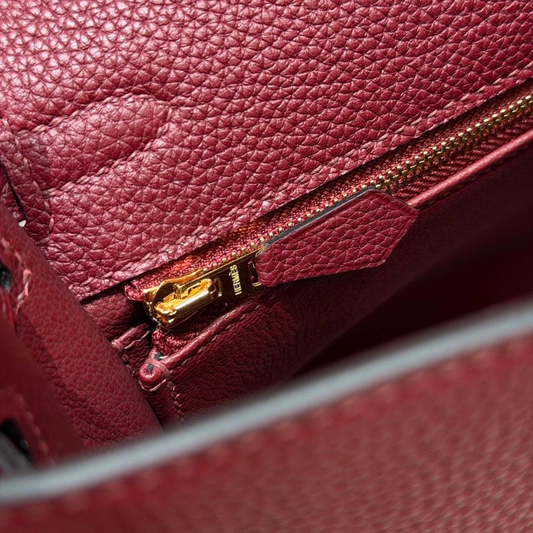 Kelly  Togo – Hermès Red | Gold-Plated