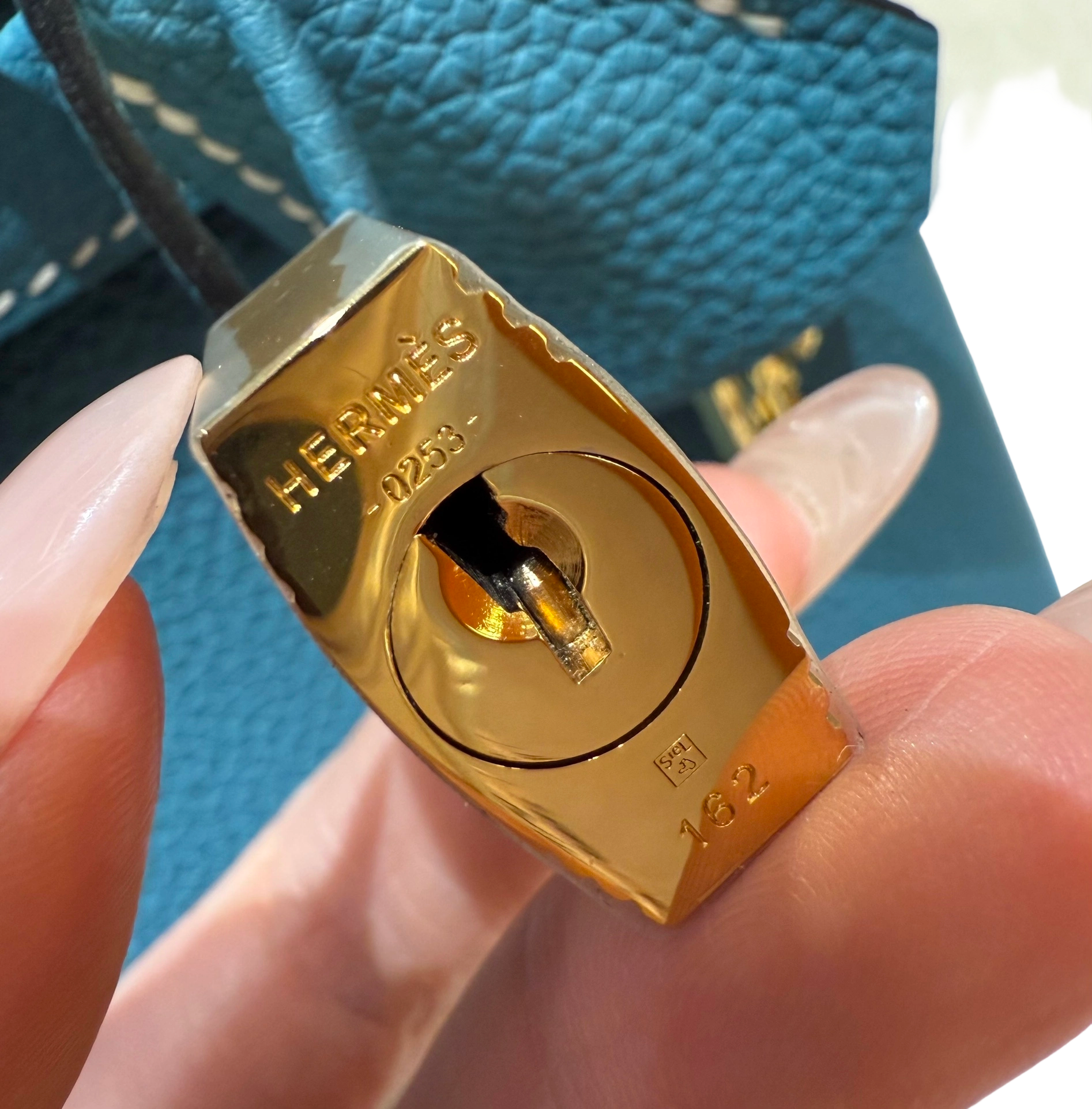 Kelly  Togo – Bleu Jean | Gold-Plated