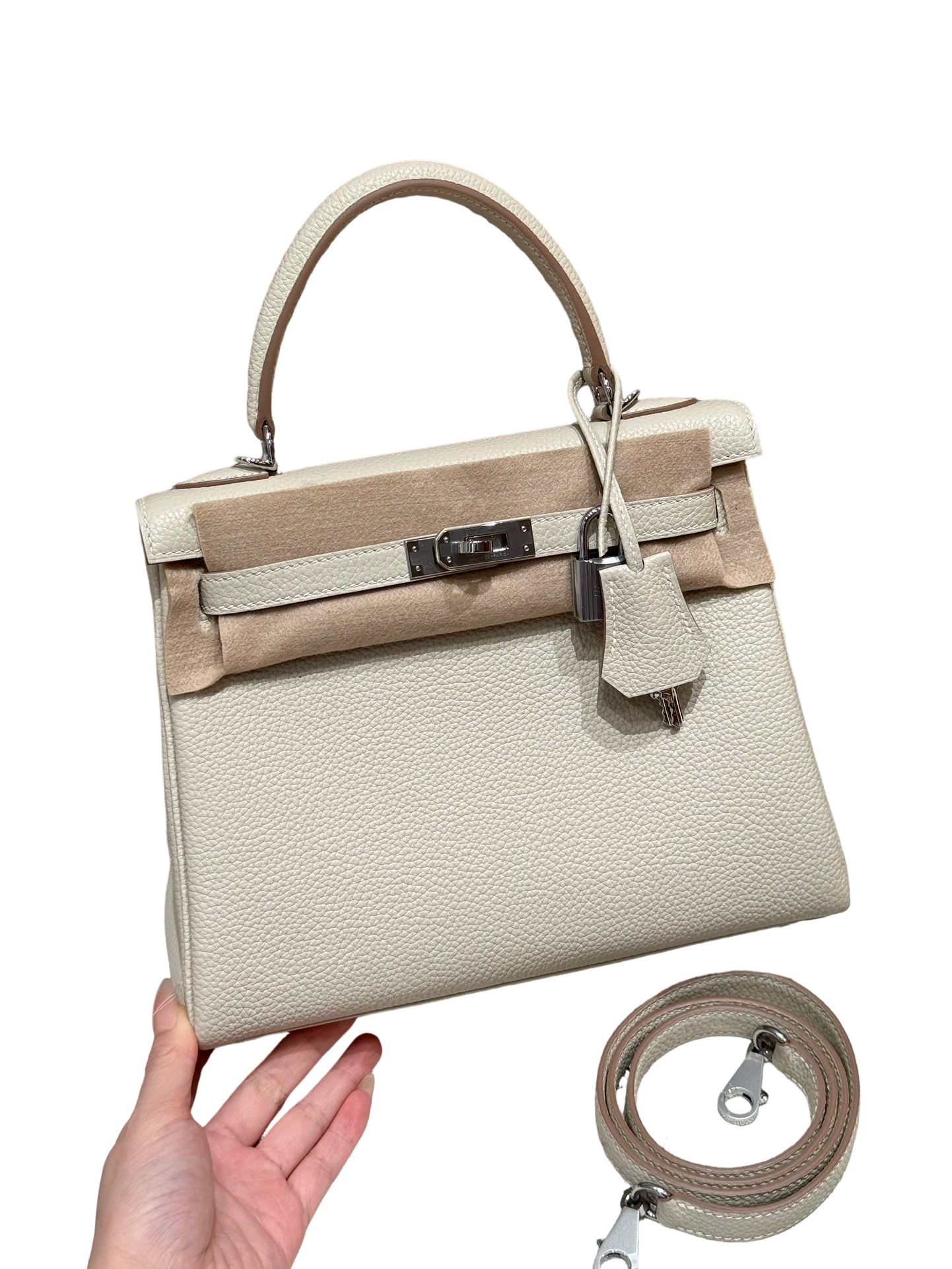 Kelly  Togo – Glacier White | Palladium