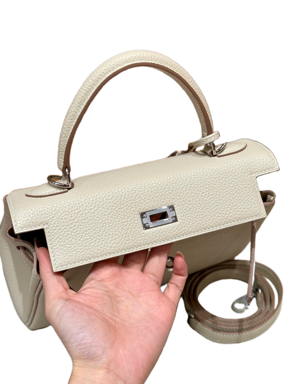 Kelly  Togo – Glacier White | Palladium