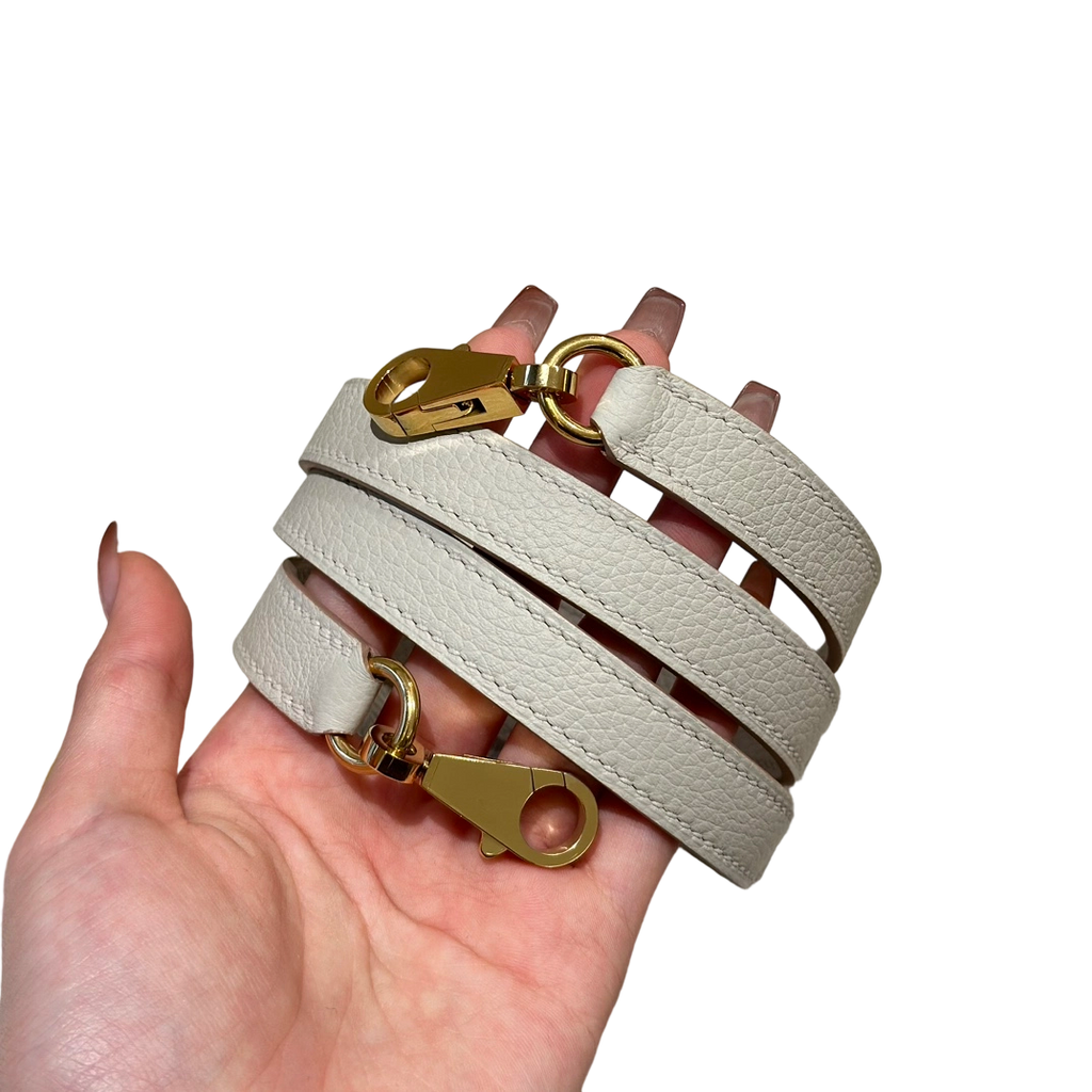 Kelly  Togo – Glacier White | Gold-Plated