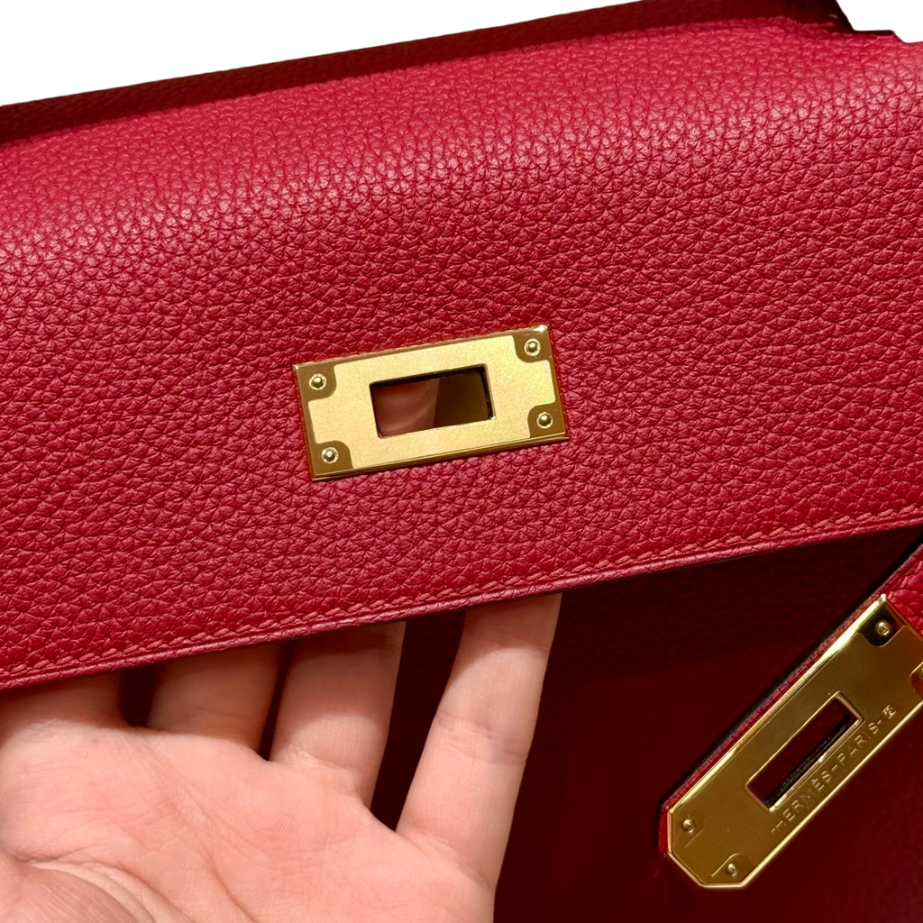 Kelly  Togo – Rouge Grenat | Gold-Plated