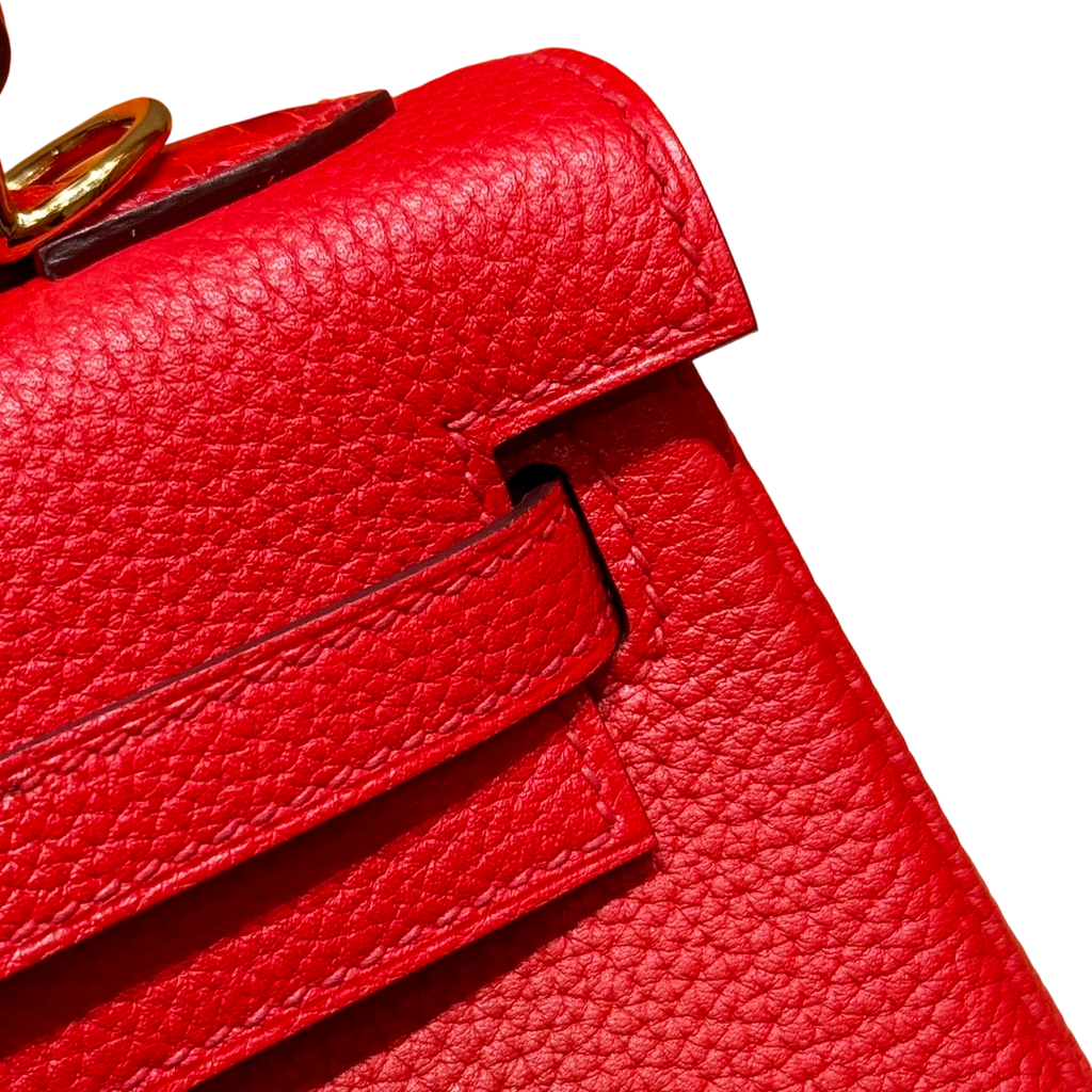 Kelly  Touch – Rouge Casaque | Gold-Plated